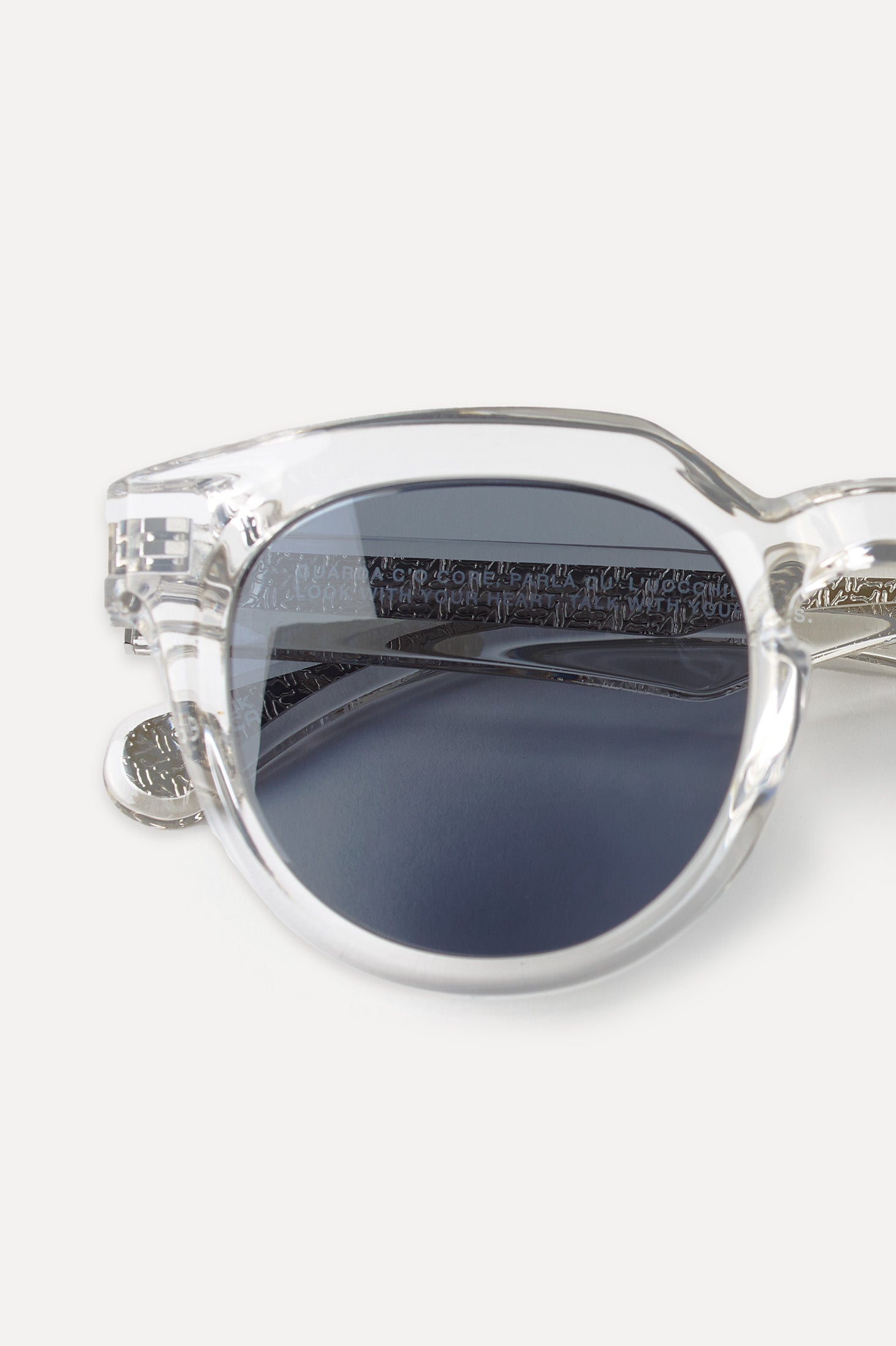 SUN01T_000_SG001_910-media-4