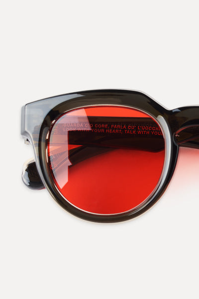 SUN01T_000_SG001_990-media-4