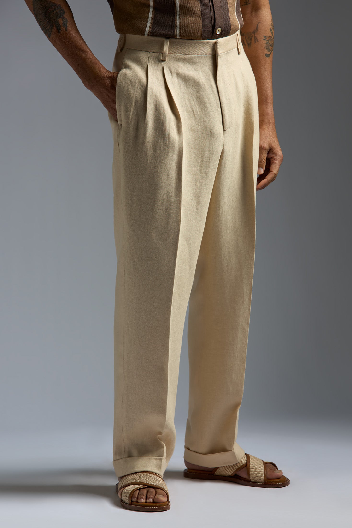 008927_000_21030_310-media-2