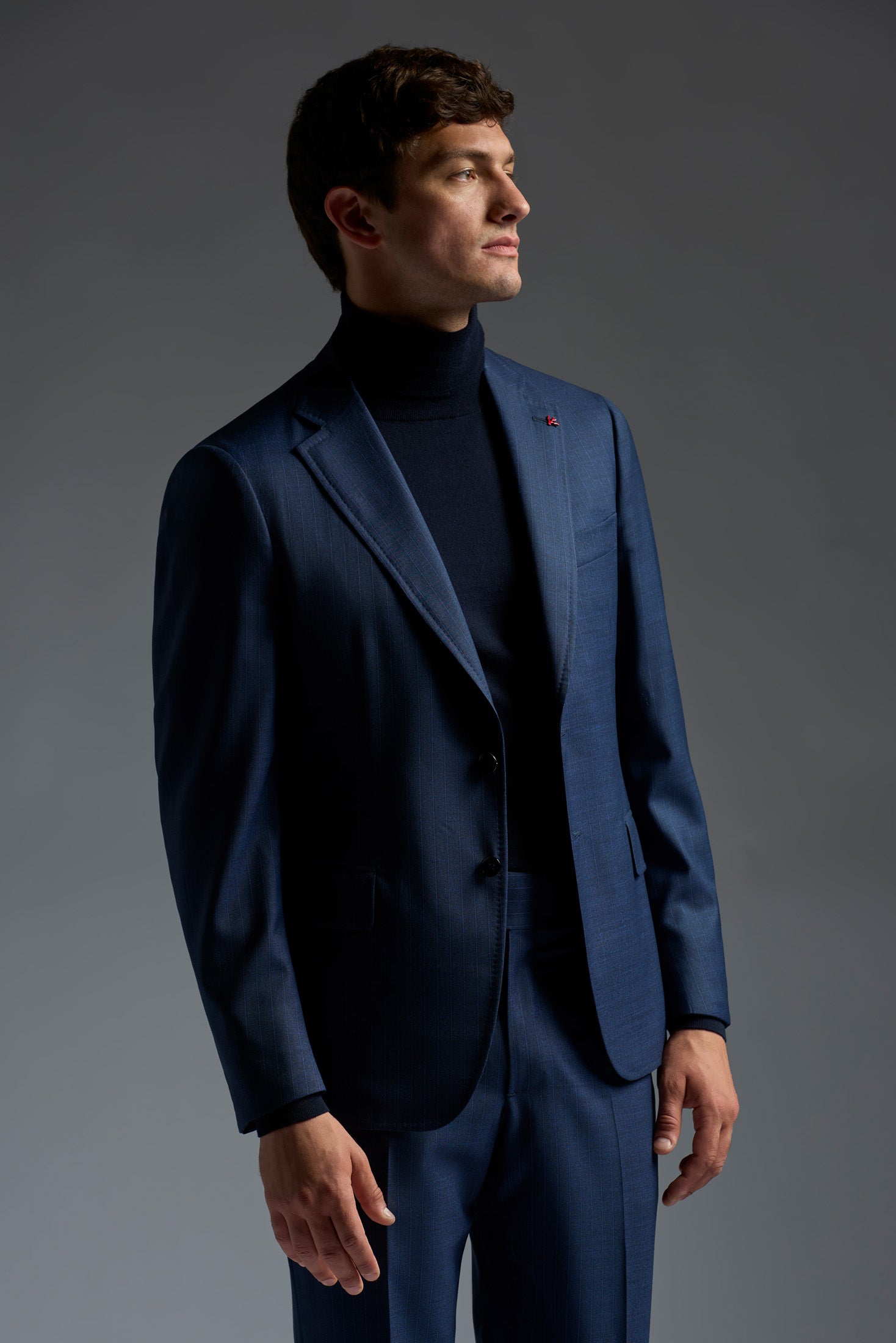 C24AFI_104_99923_810-media-2