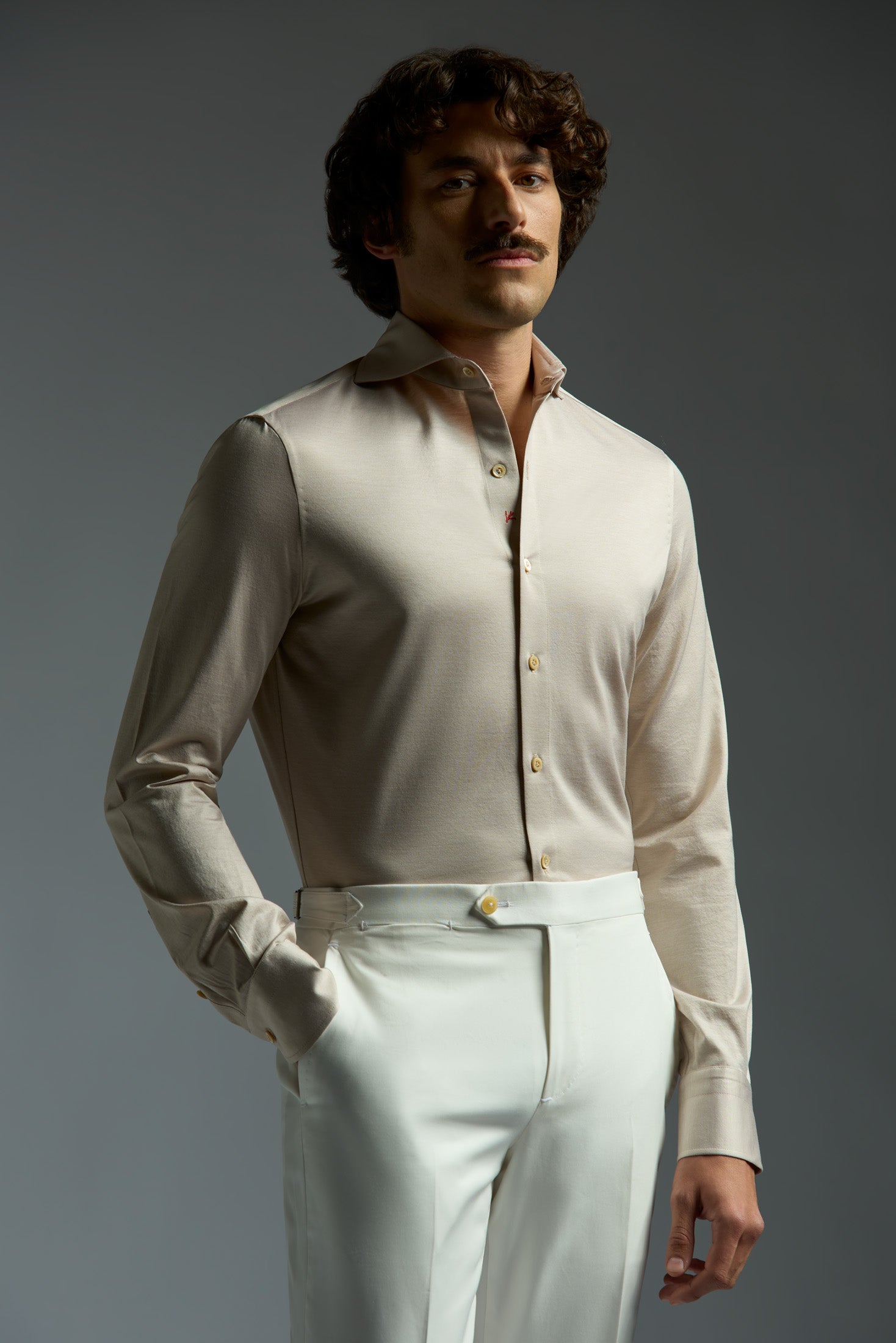 CAJ002_000_J0417_330-media-1