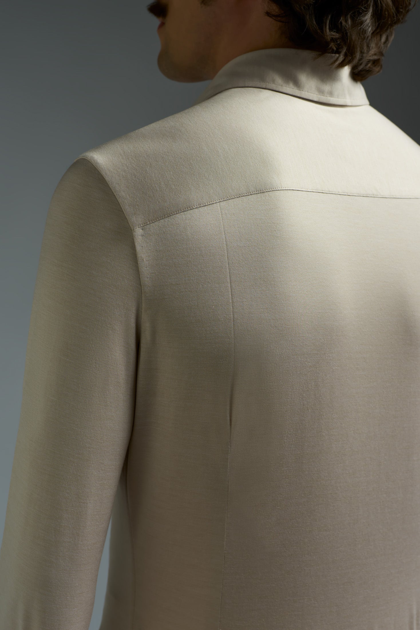 CAJ002_000_J0417_330-media-5