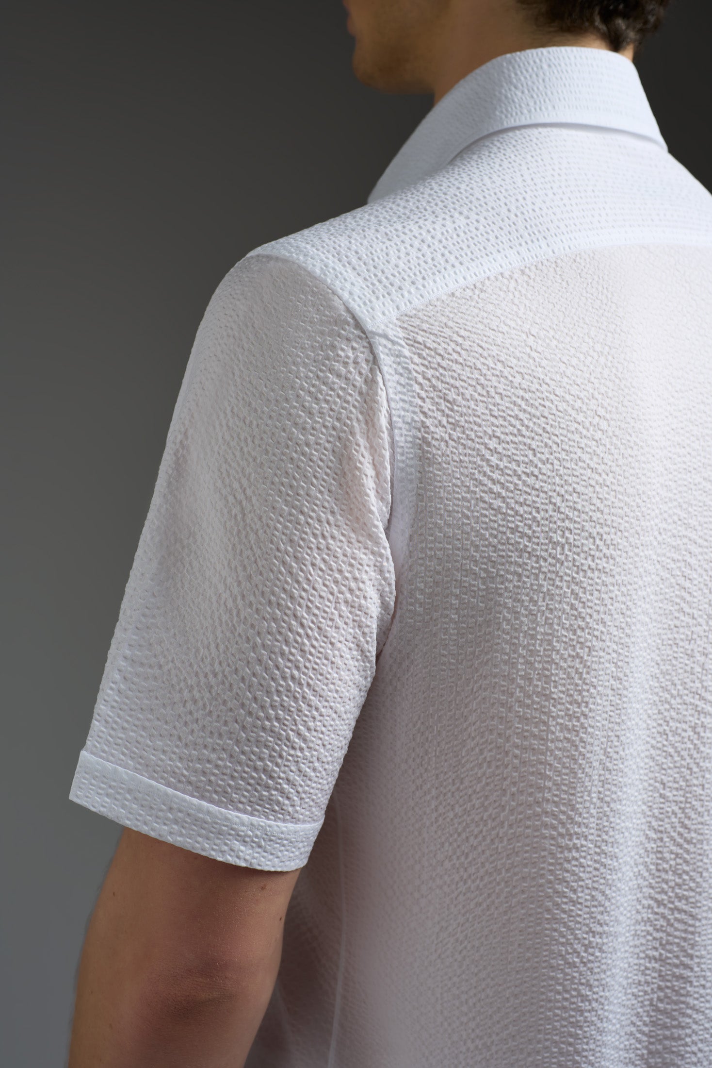 CAM192_000_C5705_01-media-5