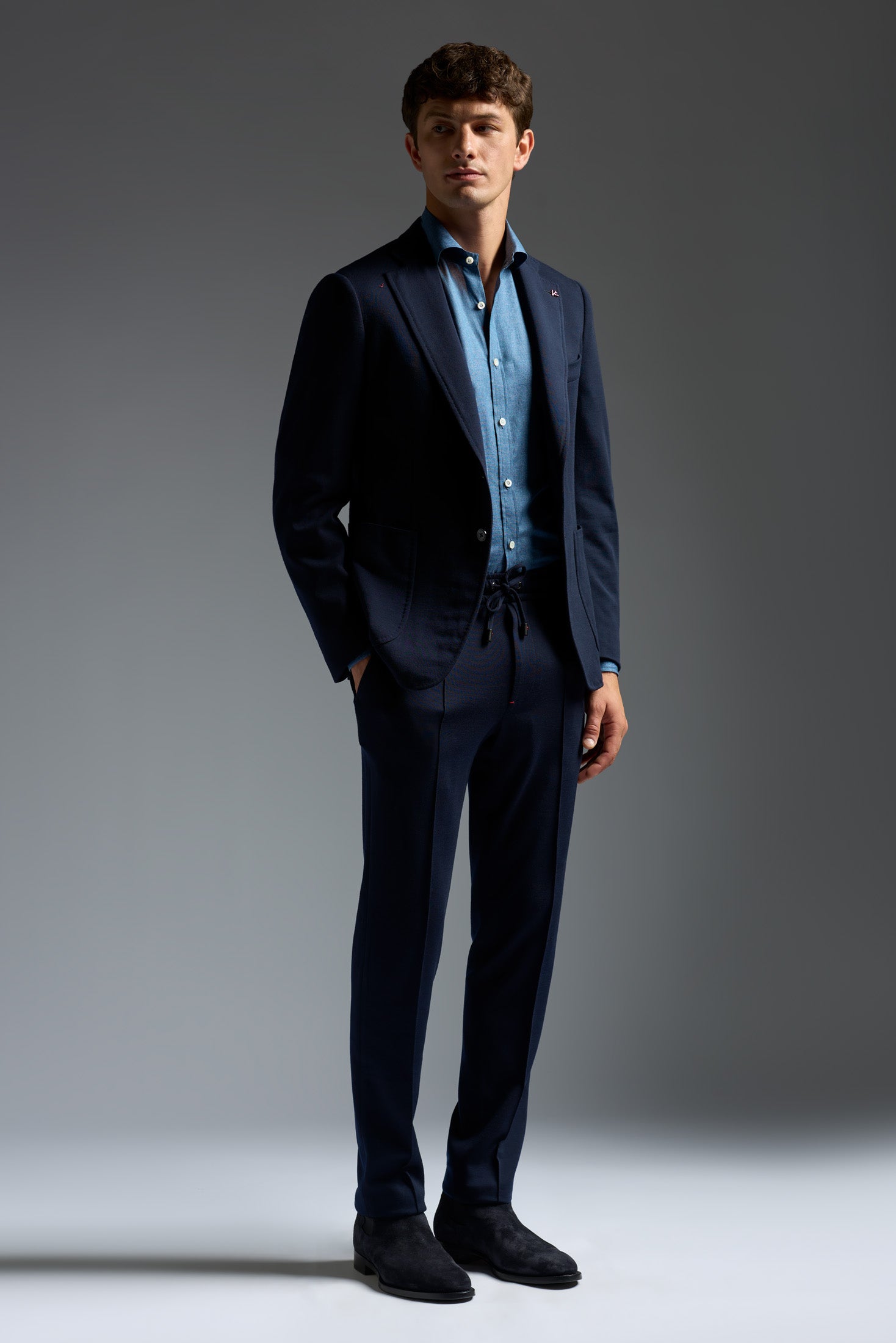 CAM196_000_C9399_03-media-2