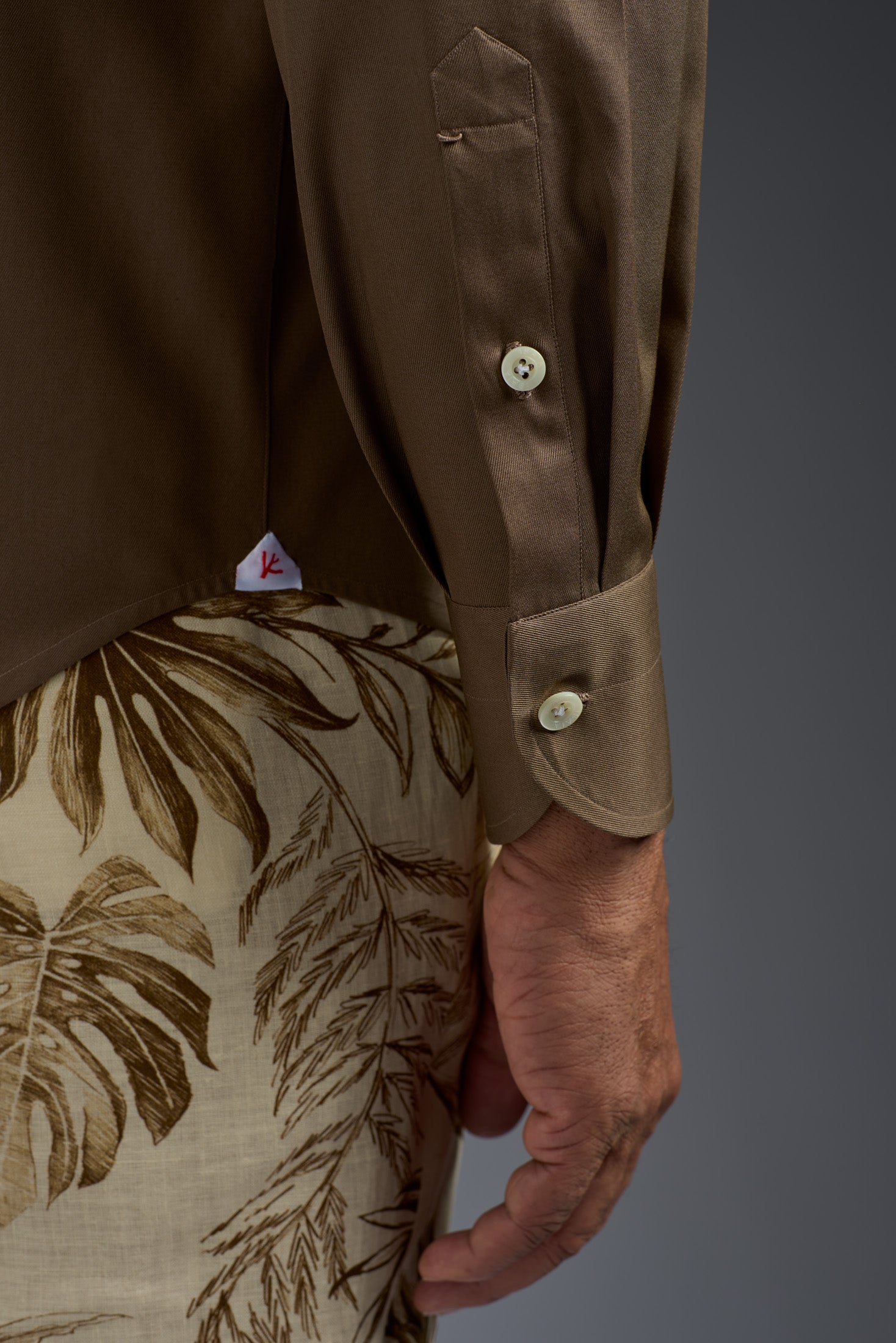 CAM216_000_P9100_400-media-4