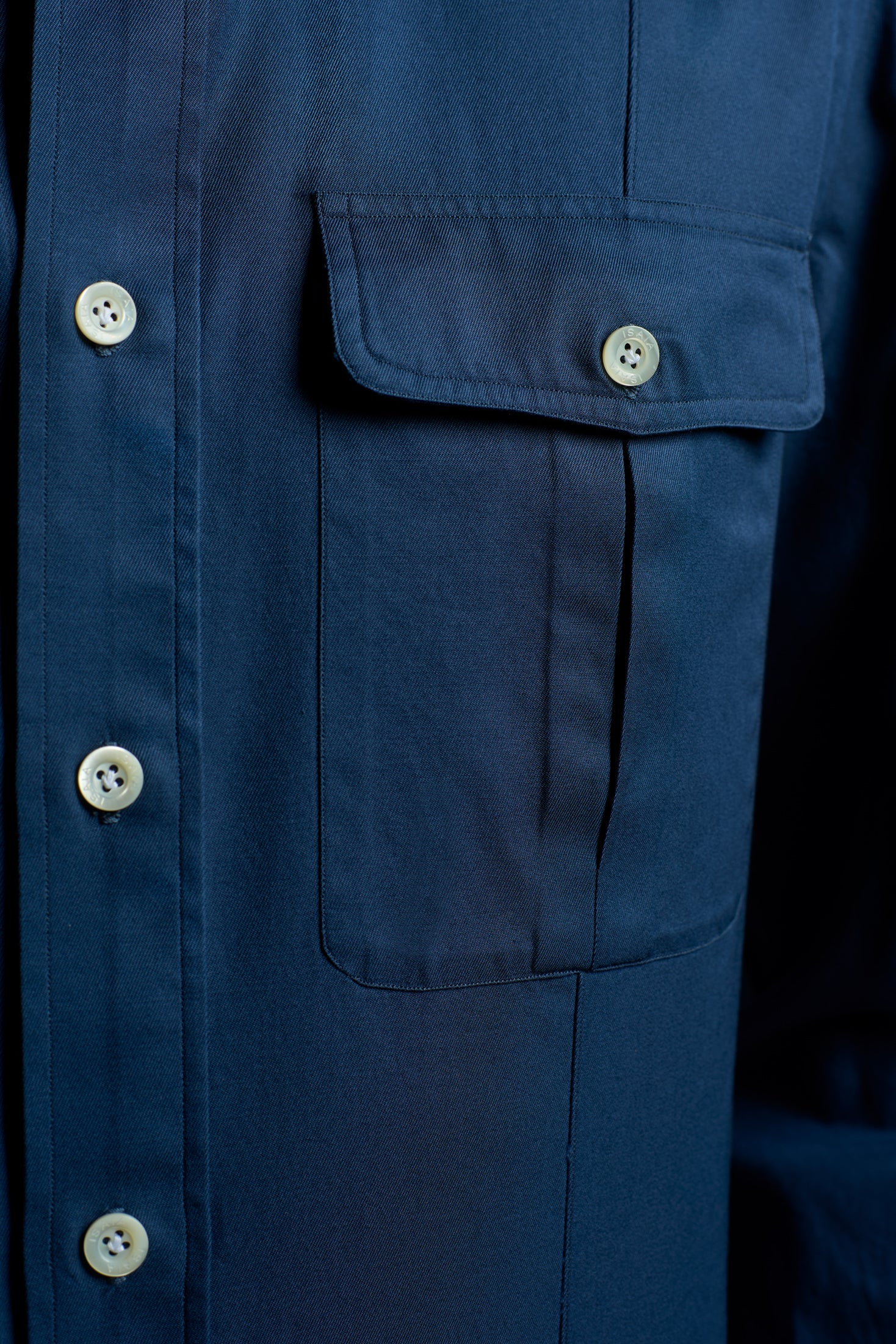 CAM216_000_P9100_810-media-3