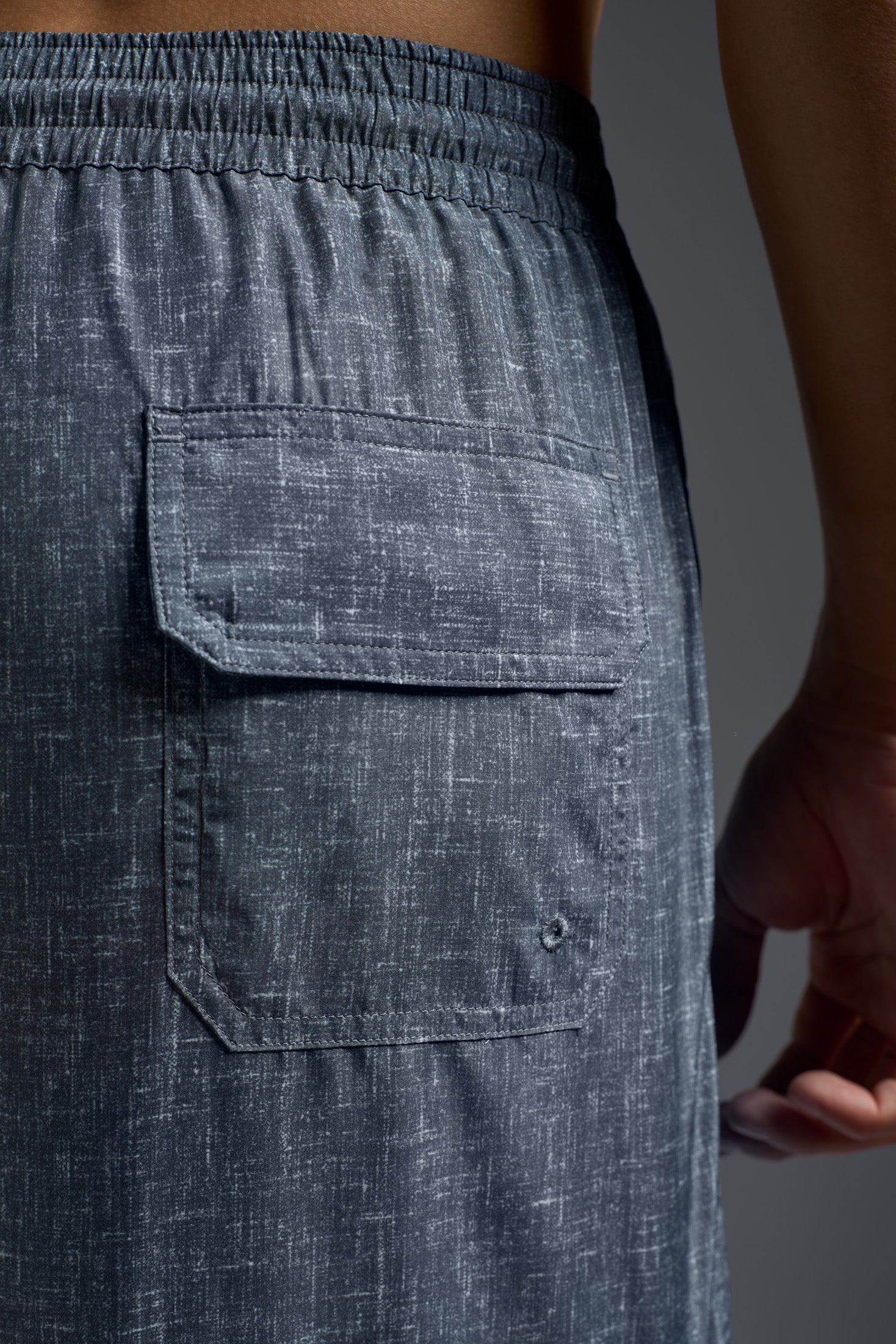 COSI19_000_BW254_10-media-4