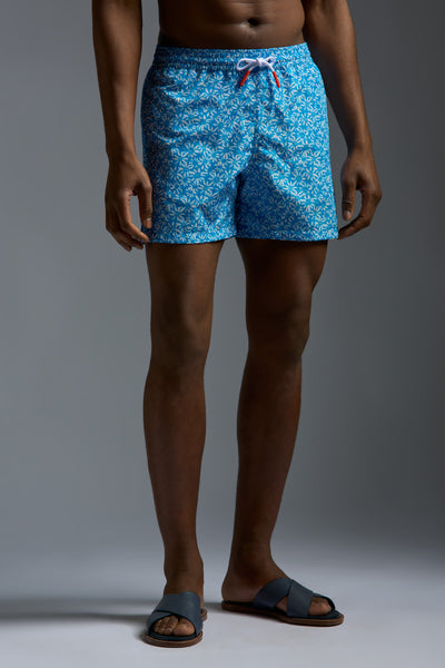 COSI19_000_BW267_02-media-2