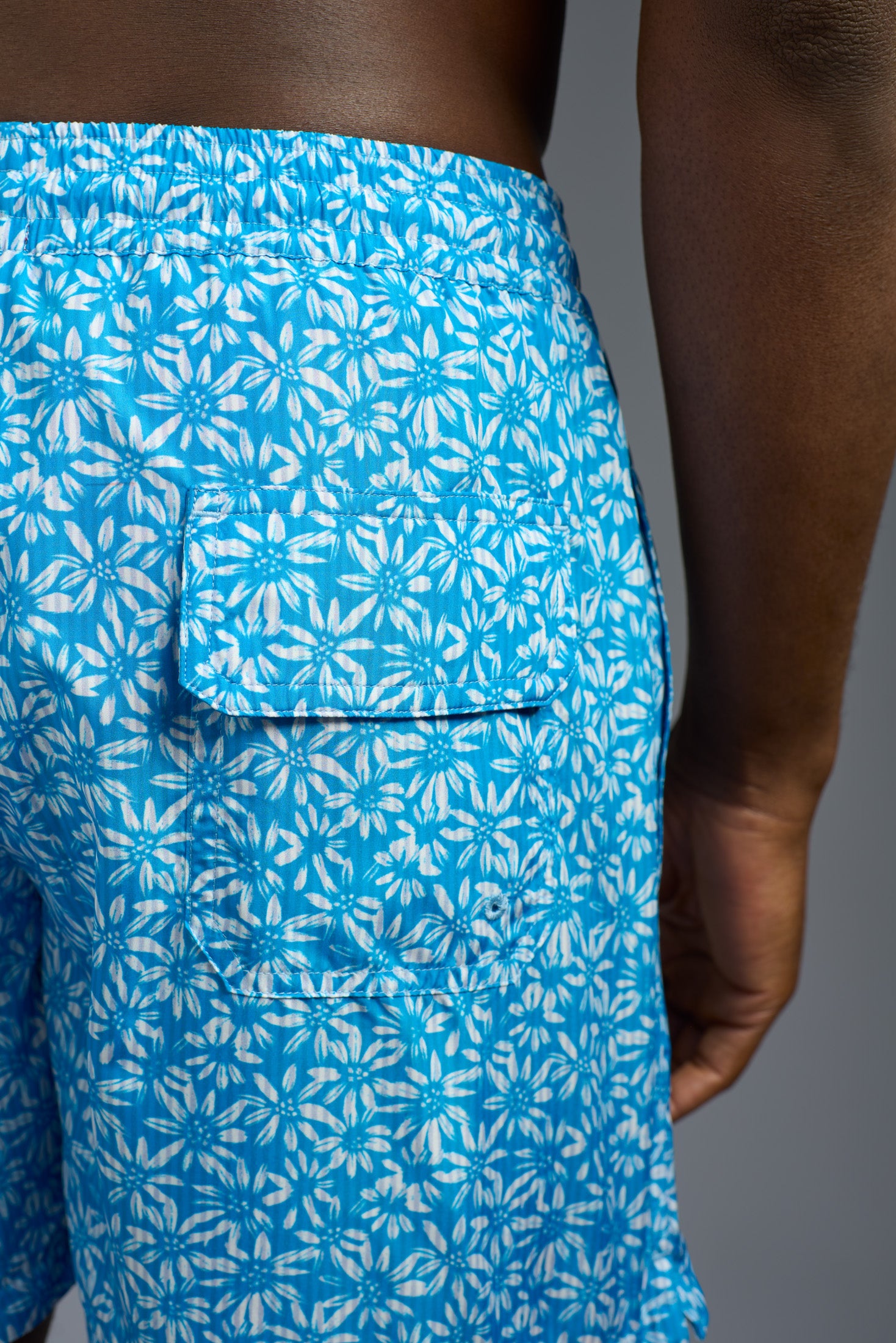 COSI19_000_BW267_02-media-4