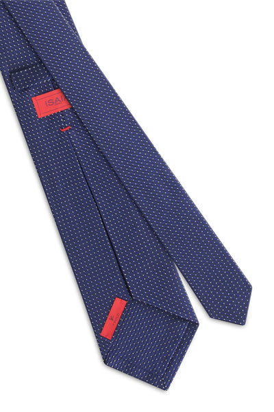 CRV007_000_CV745_04-media-2