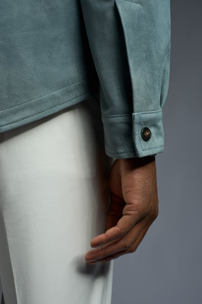 LU0216_000_PLW61_740-media-5