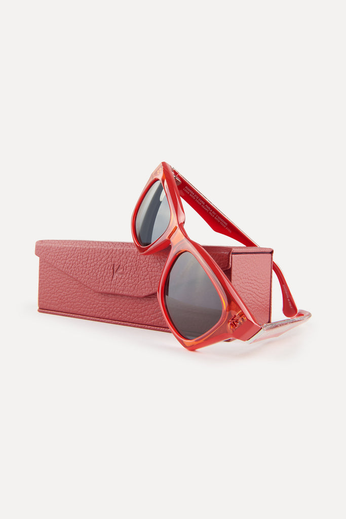 SUN01M_000_SG001_170-media-1