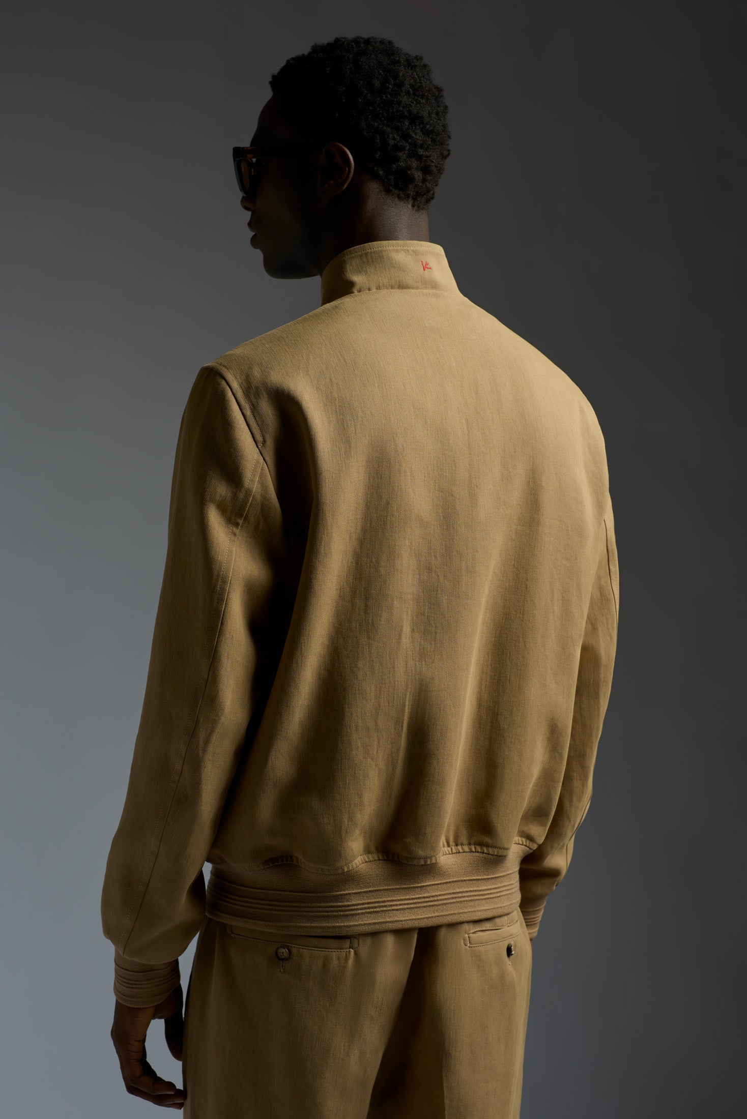 SW7306_000_20610_390-media-5