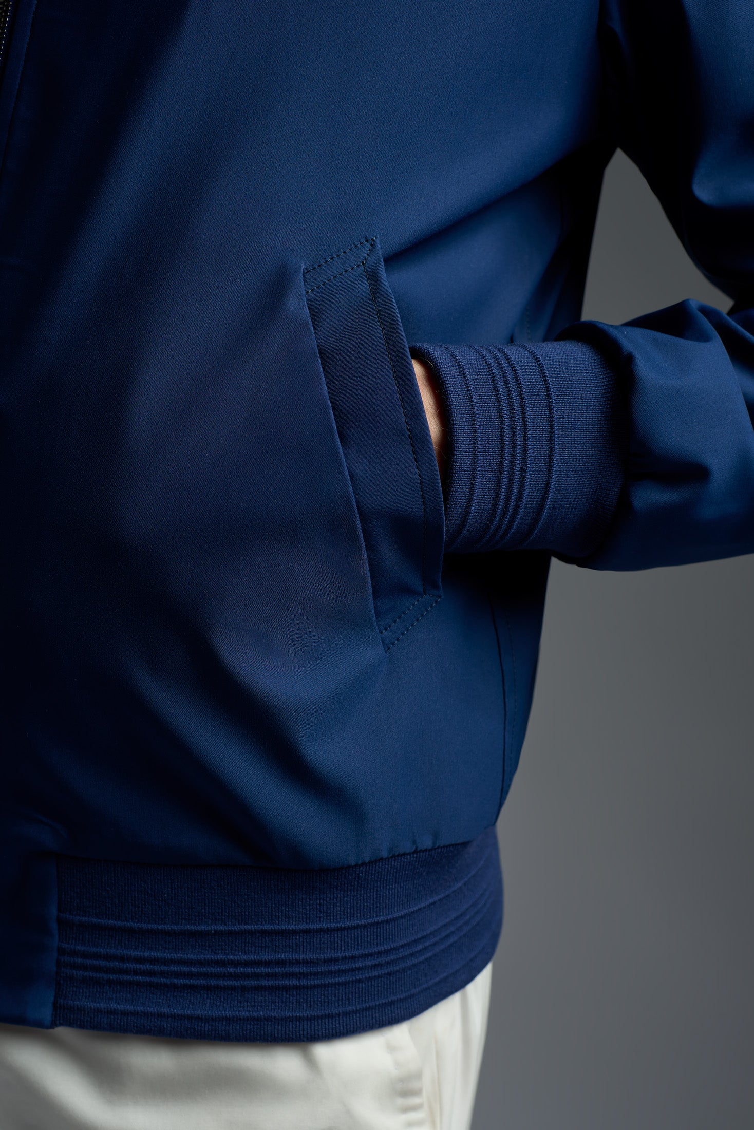 SW7308_000_97541_790-media-3